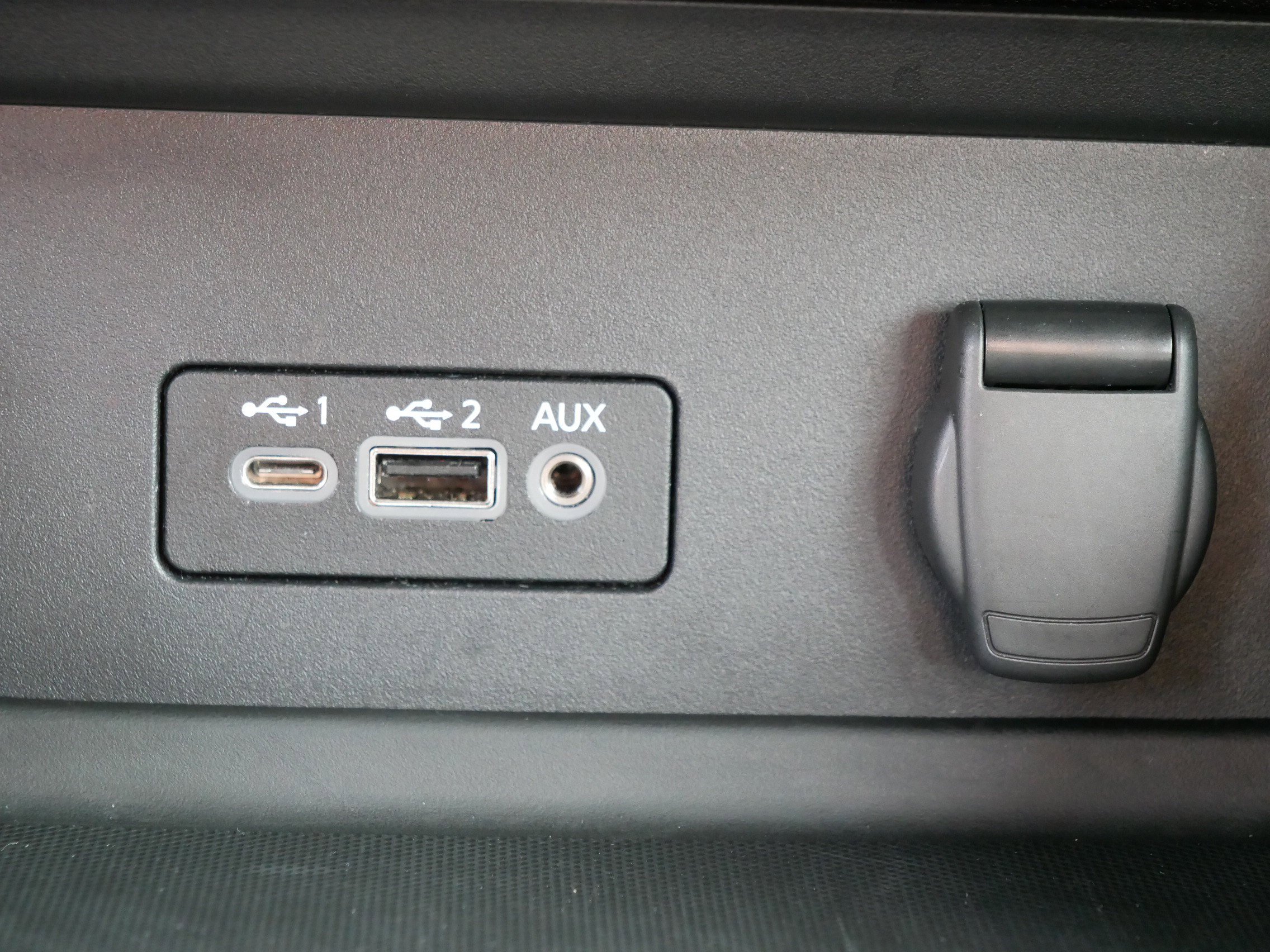 2023 Nissan Sentra SV photo 31