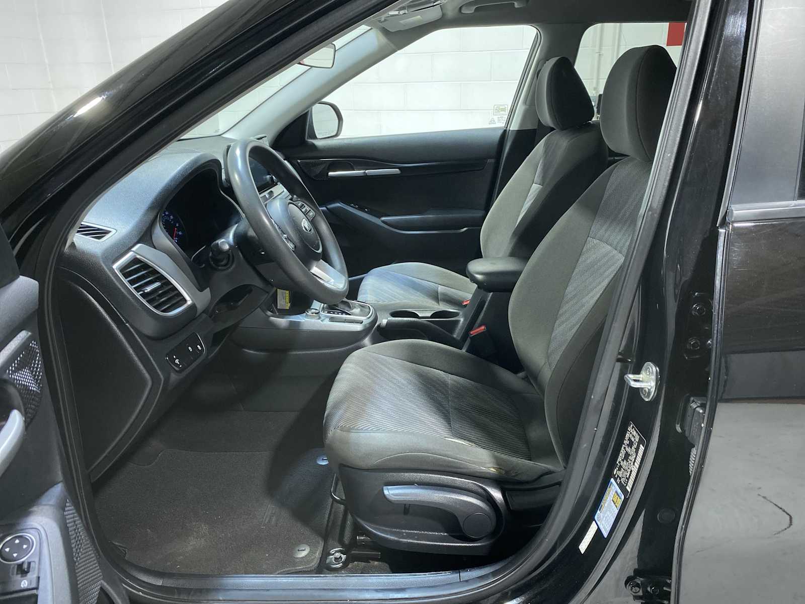 Used 2021 Kia Seltos LX with VIN KNDEPCAA2M7187927 for sale in Verona, NJ