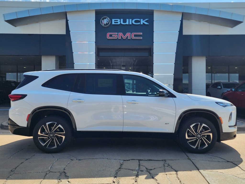 2026 Buick Enclave Sport Touring photo 3