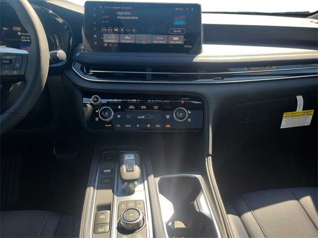 2026 Infiniti QX60 Luxe AWD photo 11