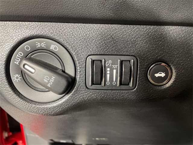 2022 Dodge Challenger R/T Plus photo 21