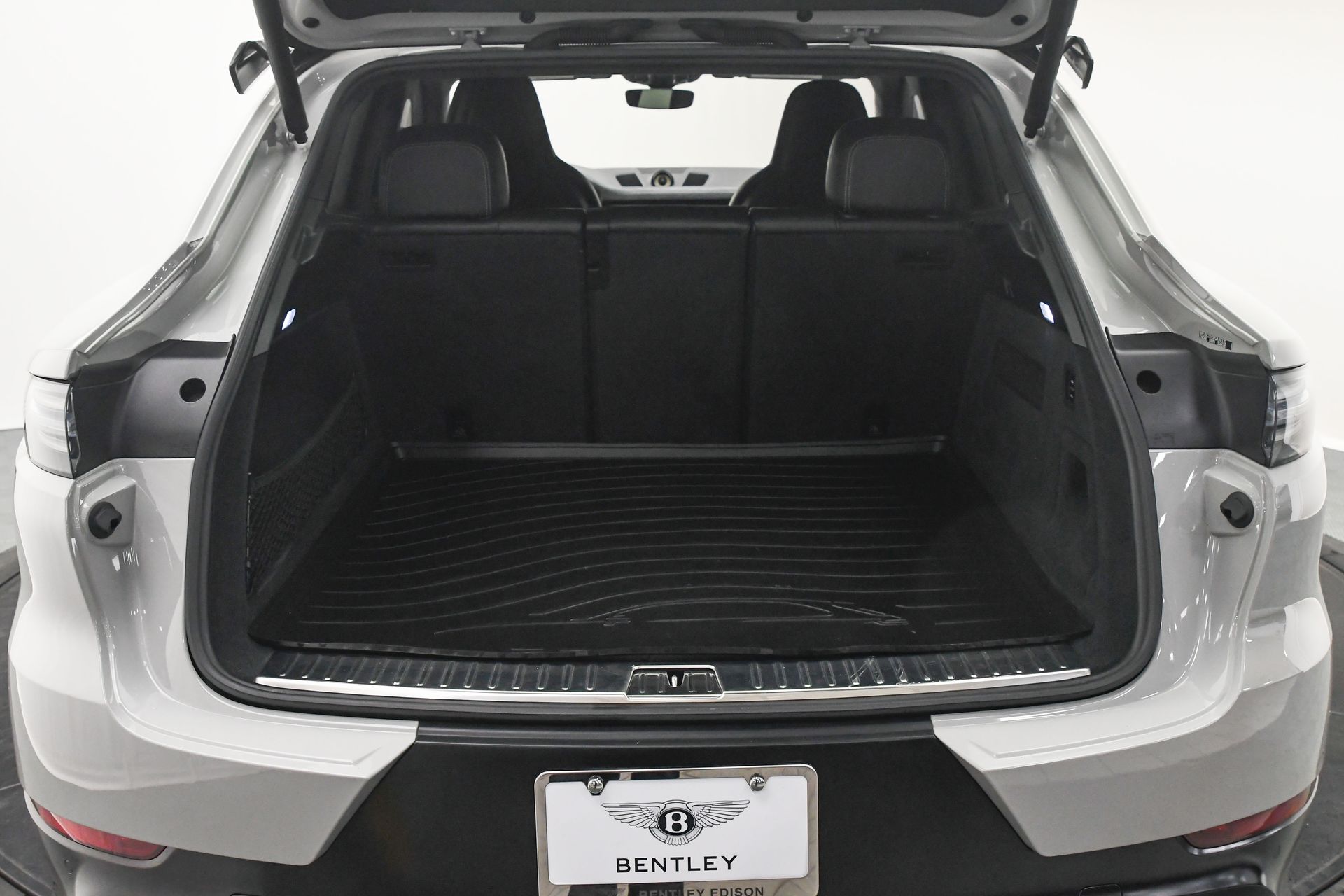 2023 Porsche Cayenne Coupe Turbo GT photo 6