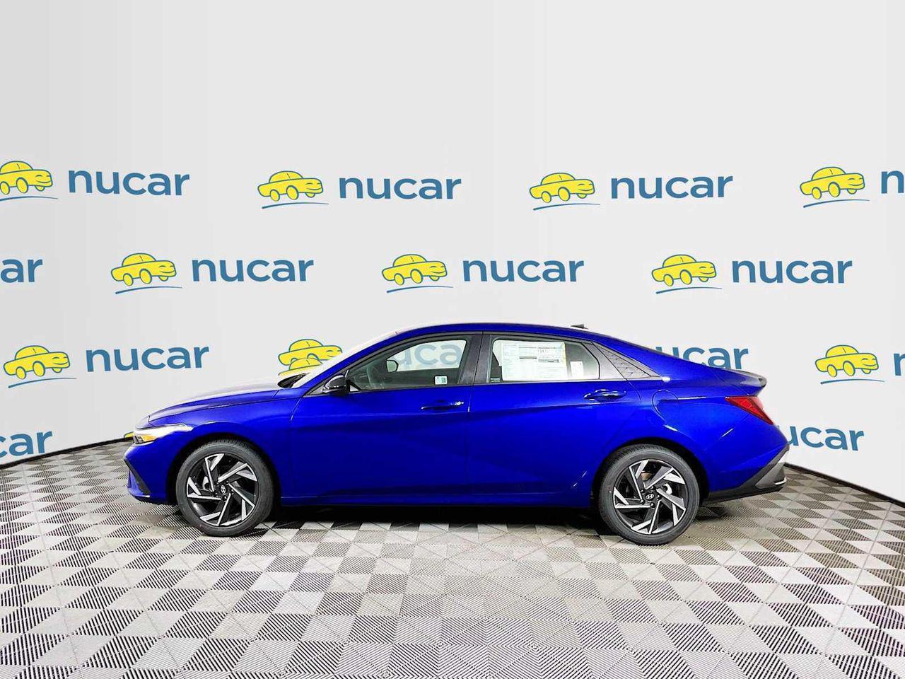 2025 Hyundai Elantra SEL Sport photo 3