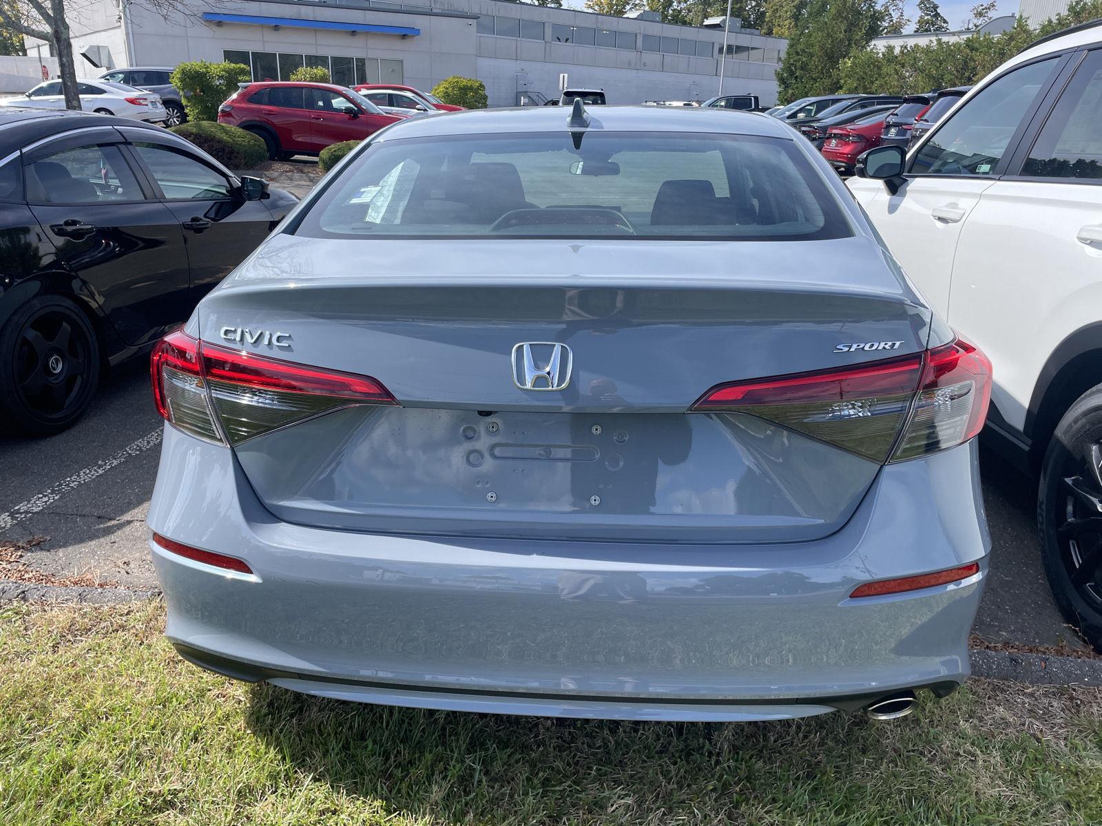 2023 Honda Civic Sport photo 4