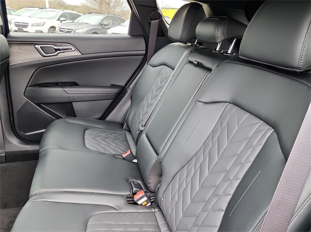 2025 Kia Sportage X-Line photo 13