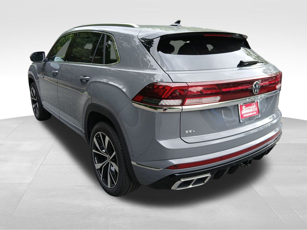 2026 Volkswagen Atlas Cross Sport SEL Premium R-Line photo 3