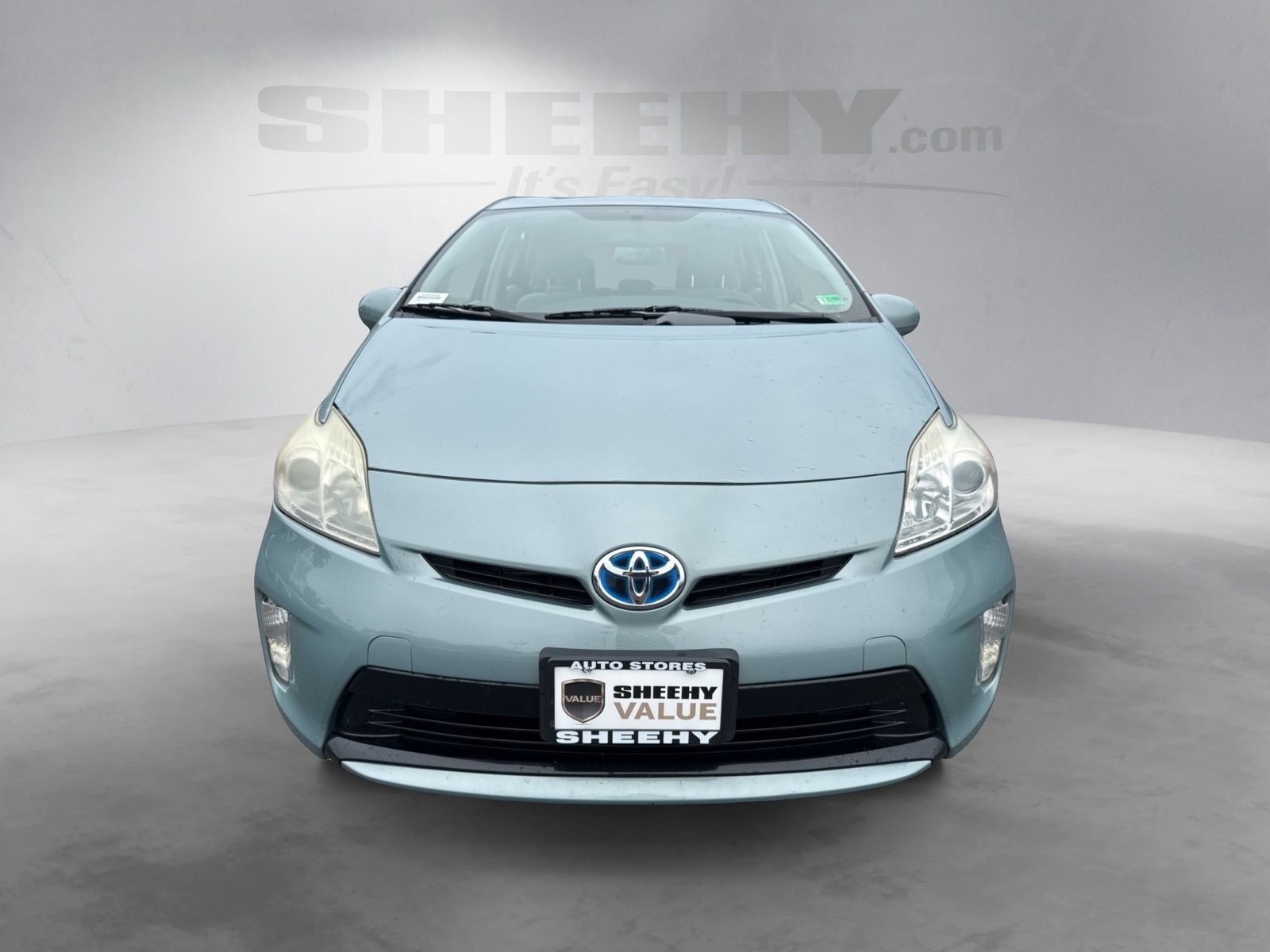 2013 Toyota Prius Two photo 14