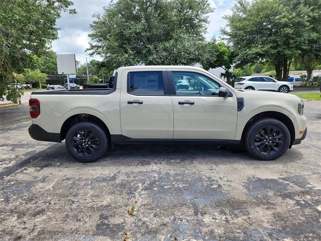 2024 Ford Maverick XLT photo 2