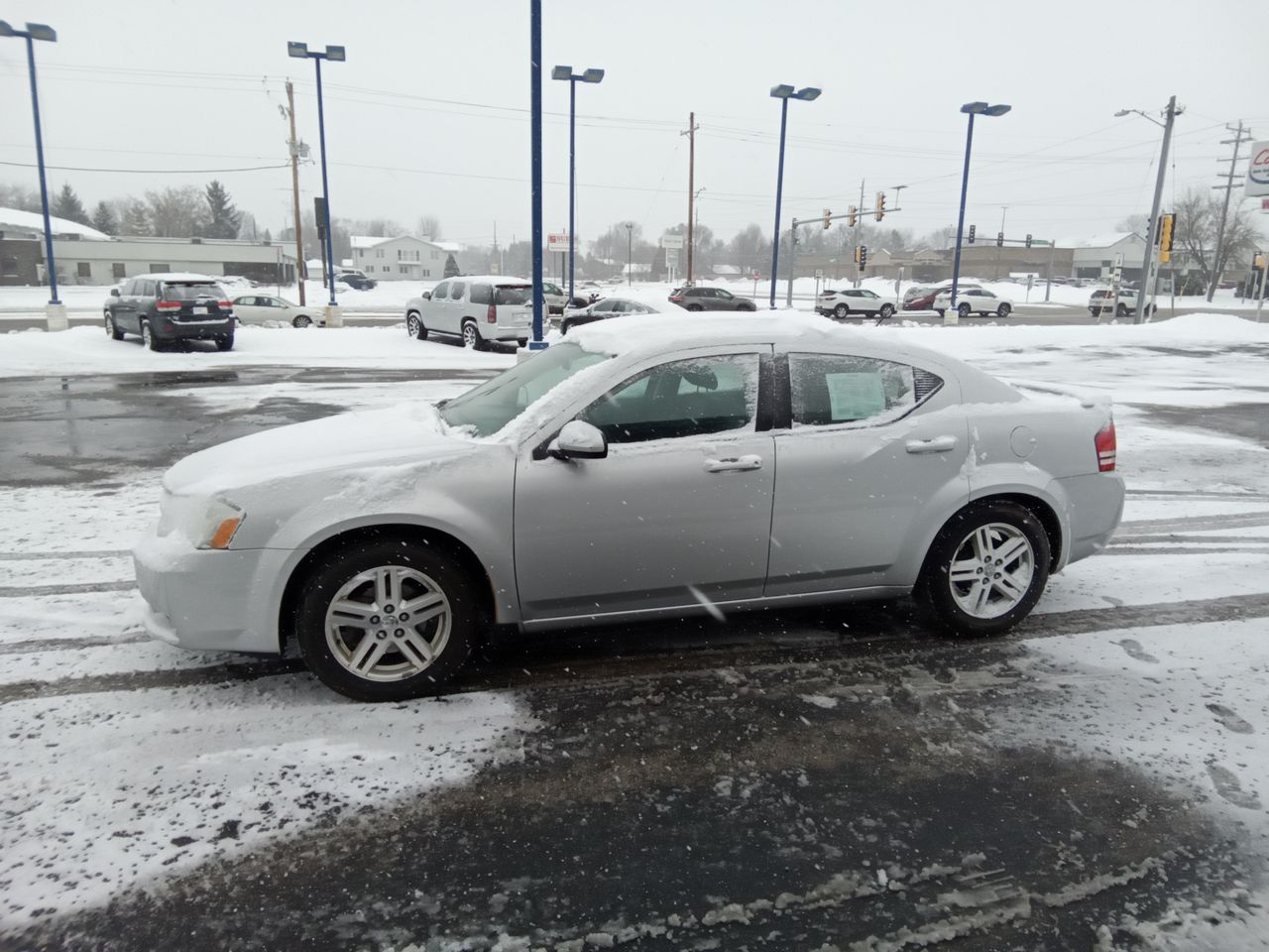 2009 Dodge Avenger's photo