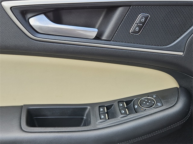 2024 Ford Edge SEL photo 26