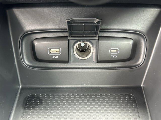 2025 Hyundai Venue SE photo 26