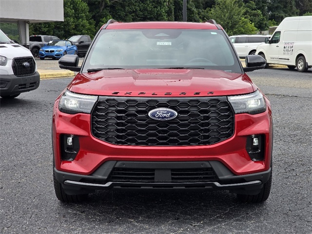 2025 Ford Explorer ST-Line photo 14