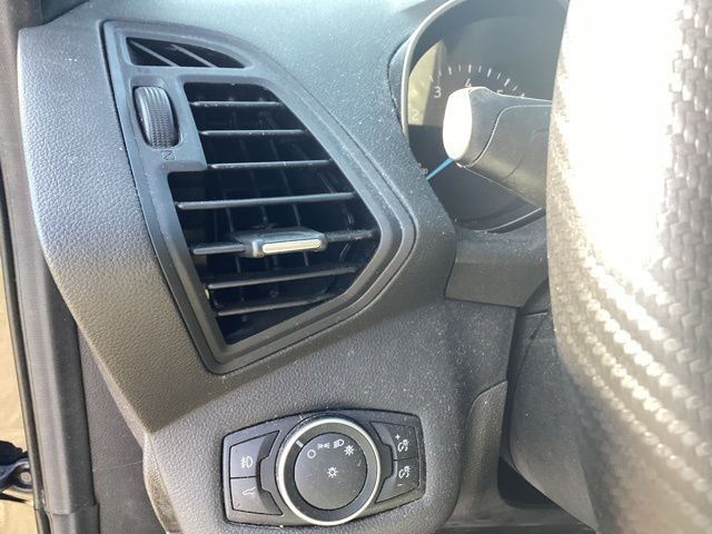 2017 Ford Escape SE photo 30