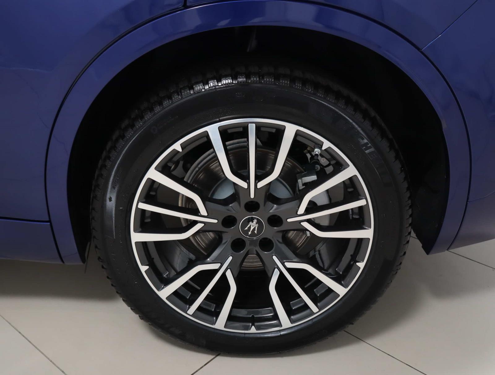 2025 Maserati Grecale photo 10