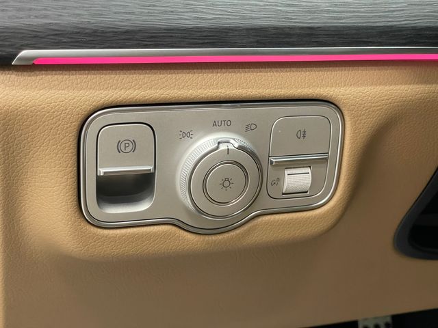 2026 Mercedes Benz GLS 580 4MATIC photo 33