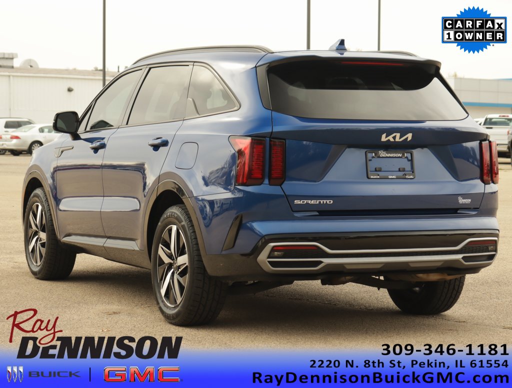 2023 Kia Sorento S photo 4