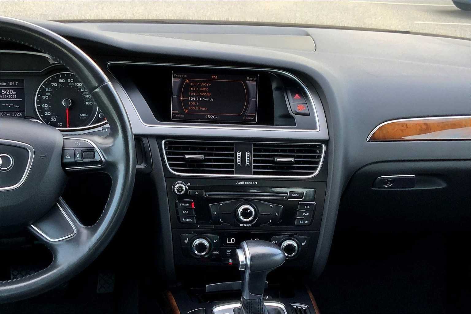 2014 Audi A4 Quattro Premium Plus photo 5