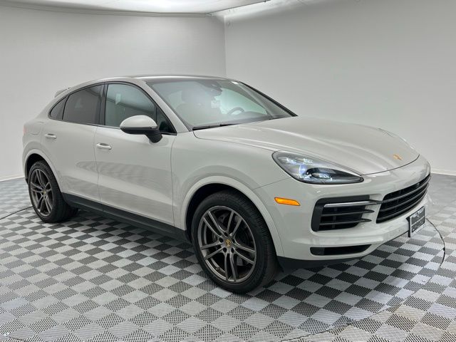 2022 Porsche Cayenne Coupe Platinum Edition photo 3