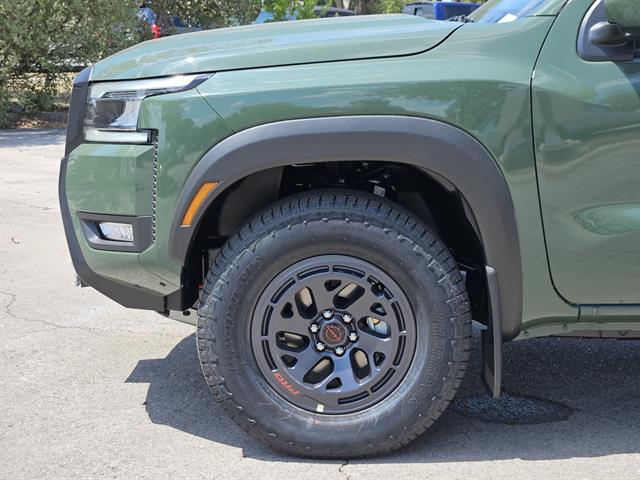 2025 Nissan Frontier Crew Cab PRO-4X photo 6