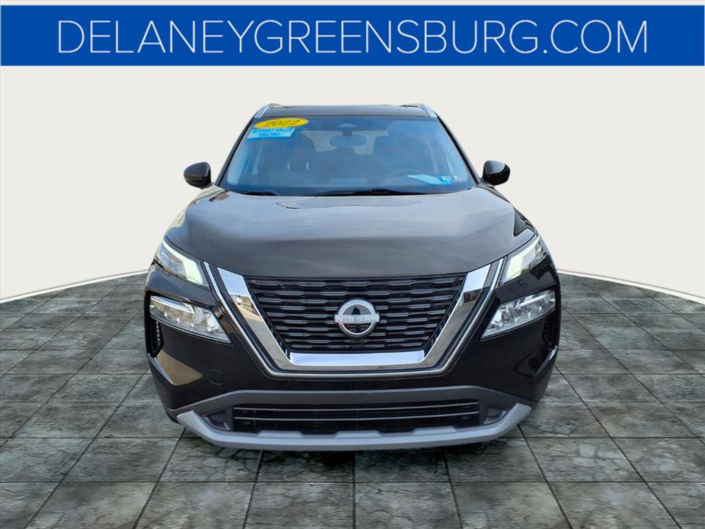 2022 Nissan Rogue SV photo 8