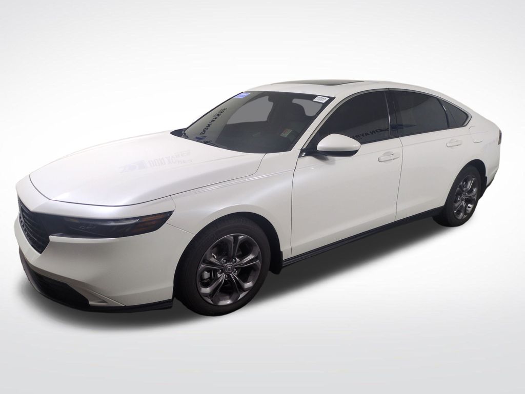 2024 Honda Accord EX's photo