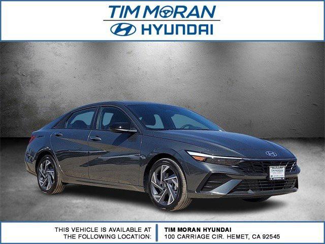 2025 Hyundai Elantra SEL's photo