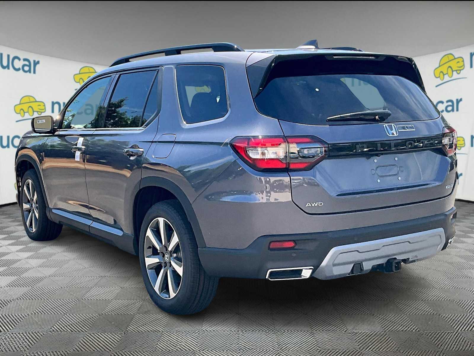 2025 Honda Pilot Elite photo 4