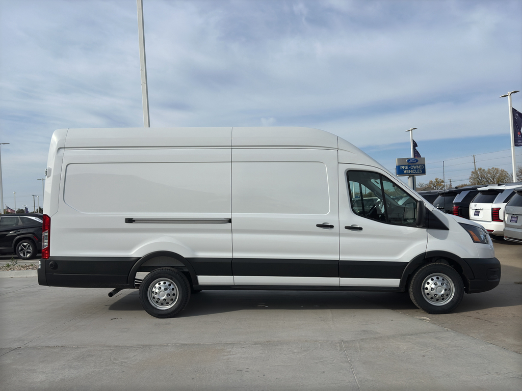 2026 Ford Transit Cargo Van photo 2