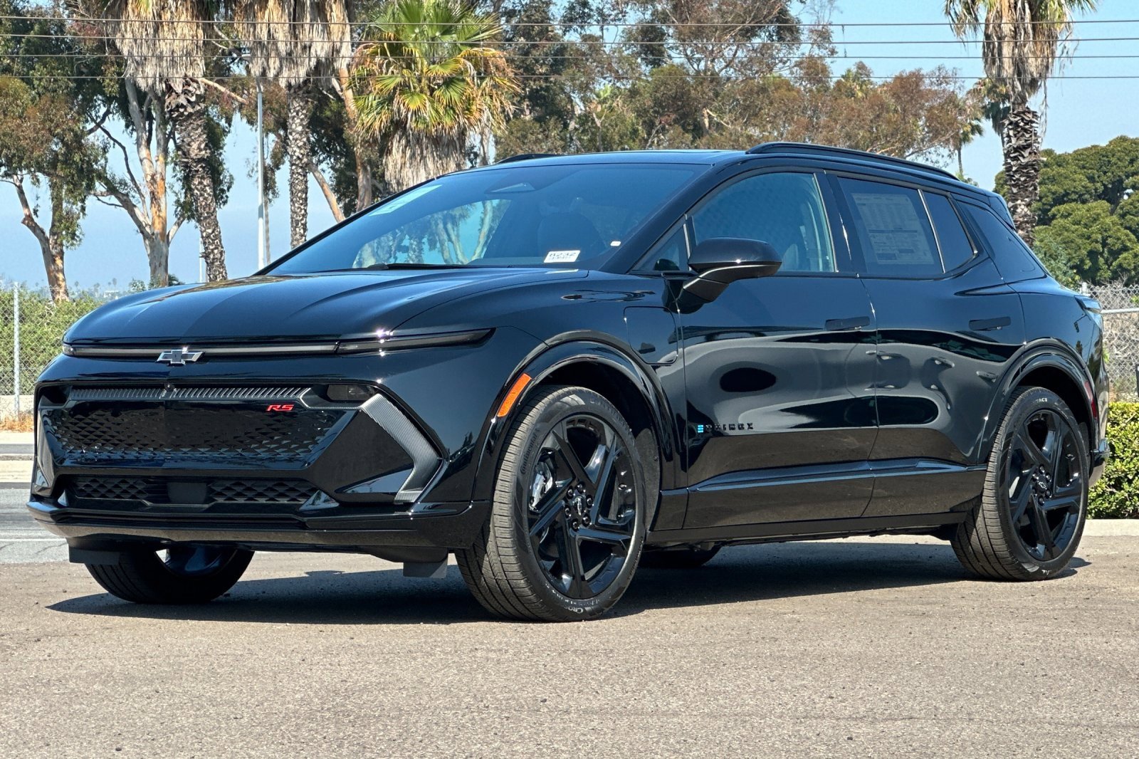 2025 Chevrolet Equinox EV 3RS photo 3