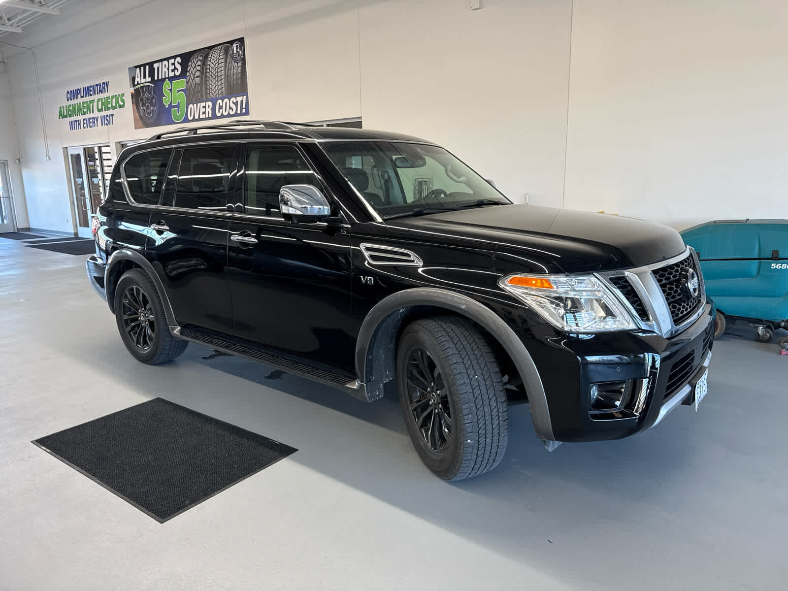 Used 2017 Nissan Armada Platinum with VIN JN8AY2NE6H9705586 for sale in Kansas City
