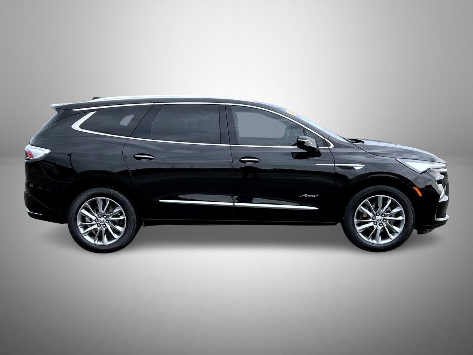 2024 Buick Enclave Avenir photo 2