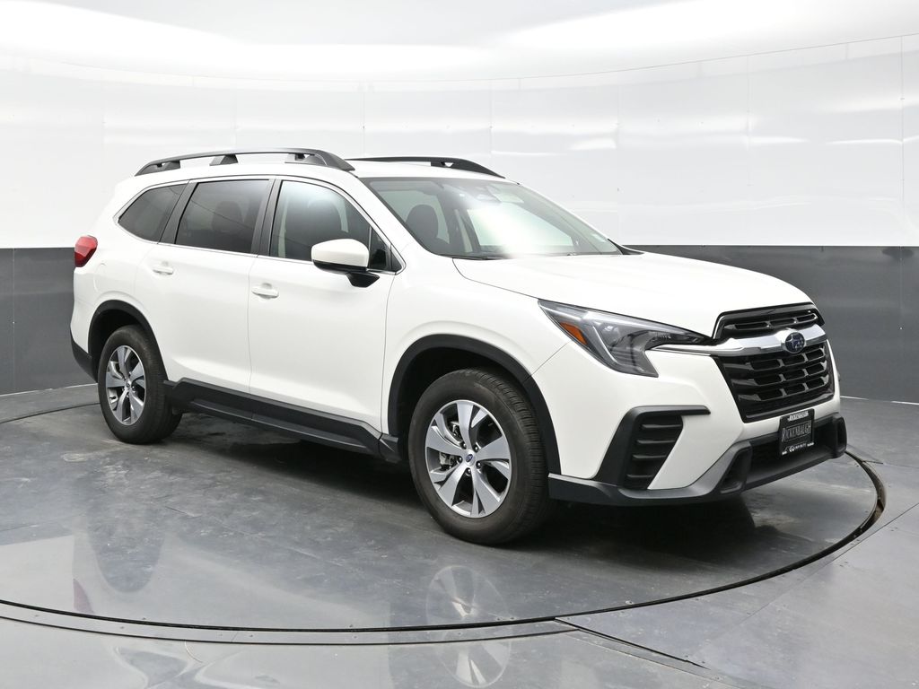 2024 Subaru Ascent Premium's photo