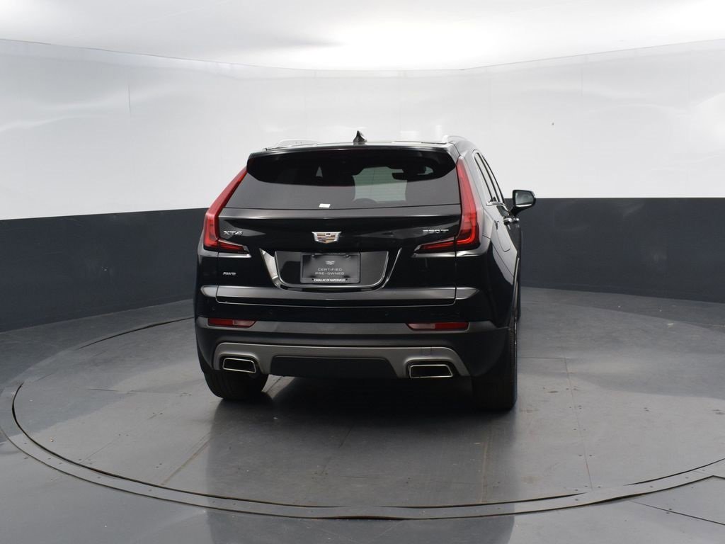 2023 Cadillac XT4 Premium Luxury photo 4