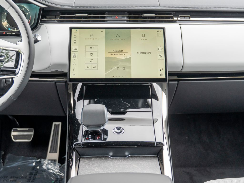 2025 Land Rover Range Rover Sport SE photo 19