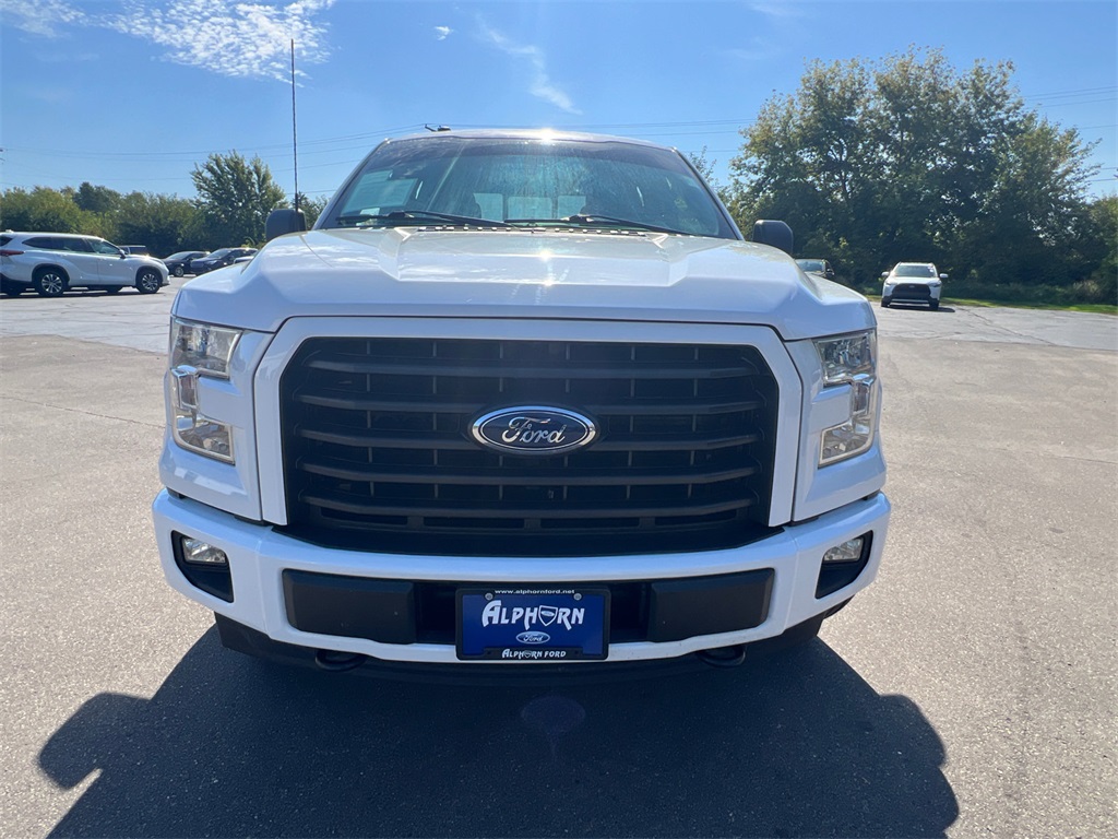 2017 Ford F-150 XLT photo 40