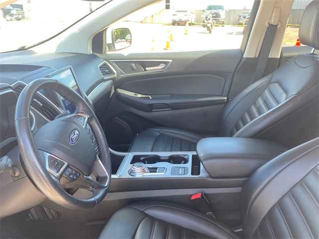 2021 Ford Edge SEL photo 19