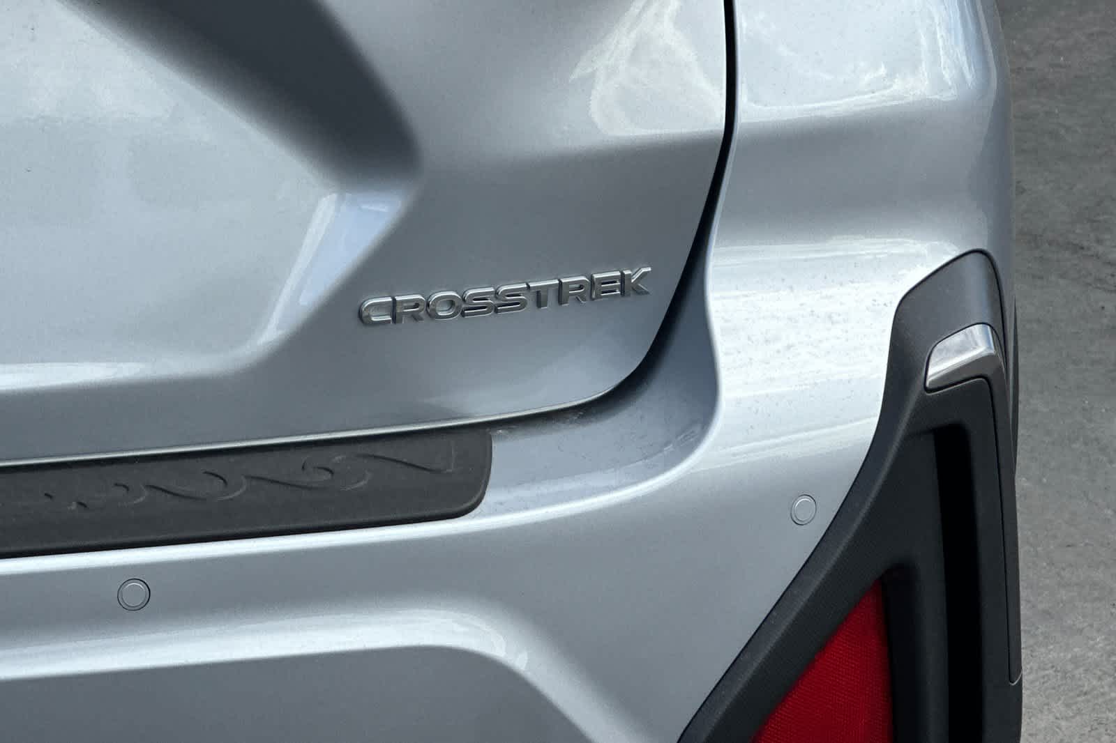 2025 Subaru Crosstrek Limited photo 2