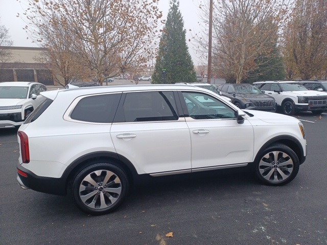 2020 Kia Telluride S photo 4