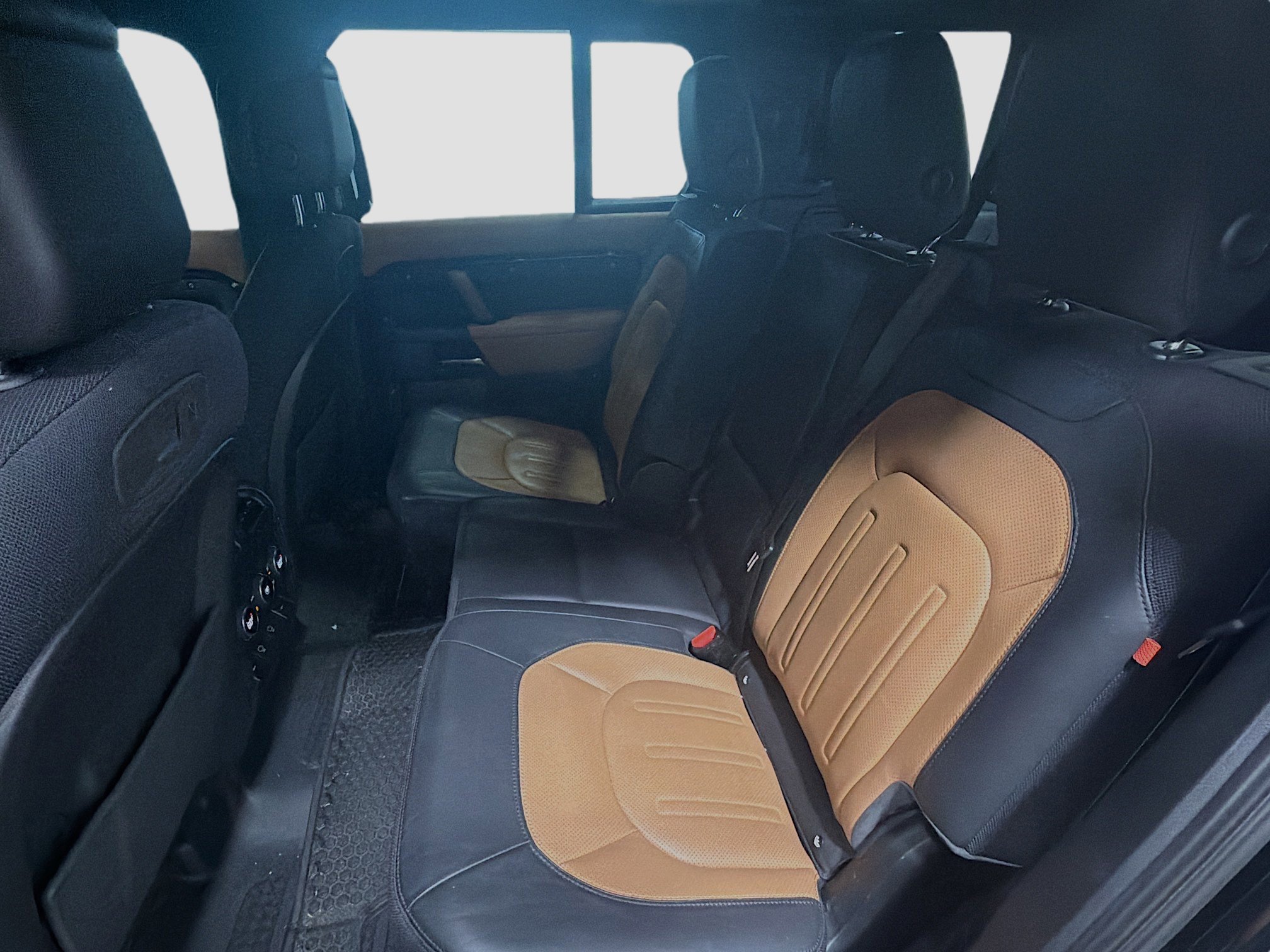 2021 Land Rover Defender 110 X photo 3