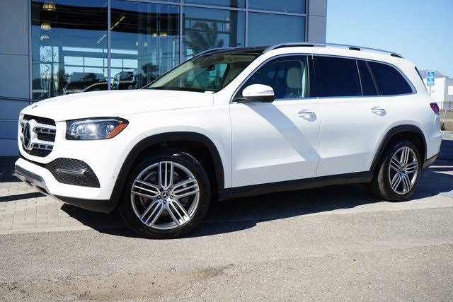 2022 Mercedes Benz GLS 450 4MATIC photo 4