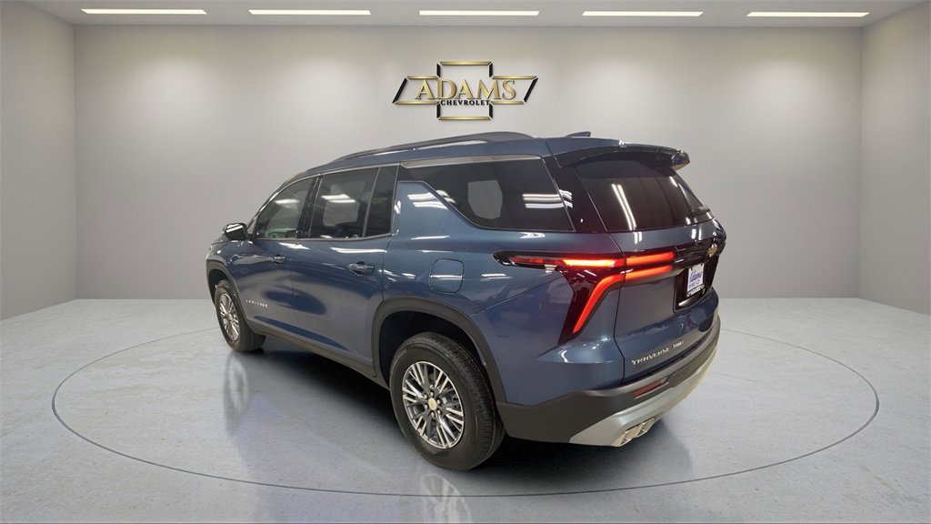 2026 Chevrolet Traverse photo 4