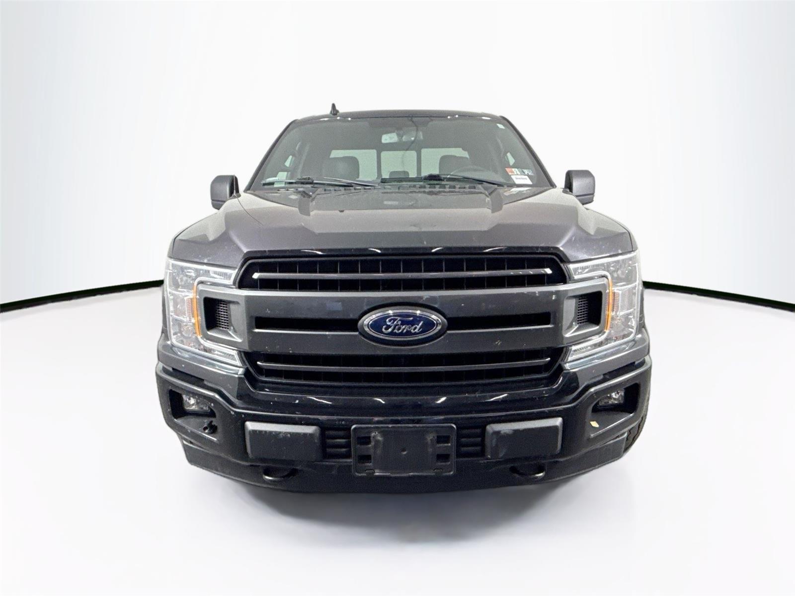 2018 Ford F-150 XLT photo 2