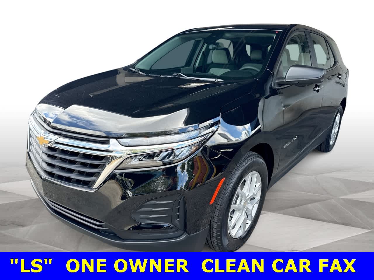2023 Chevrolet Equinox LS's photo