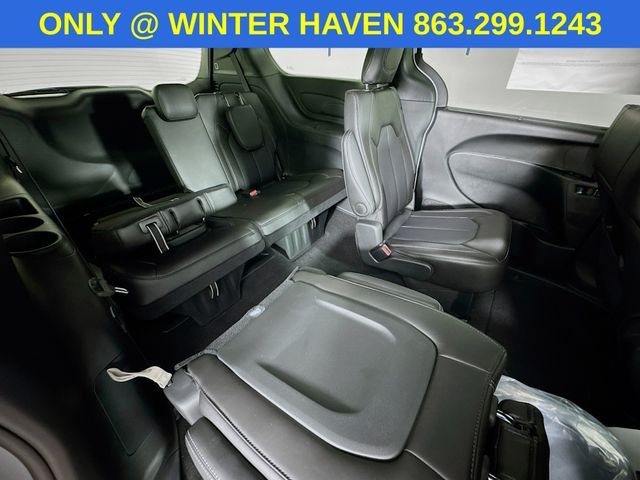 2026 Chrysler Voyager LX photo 24