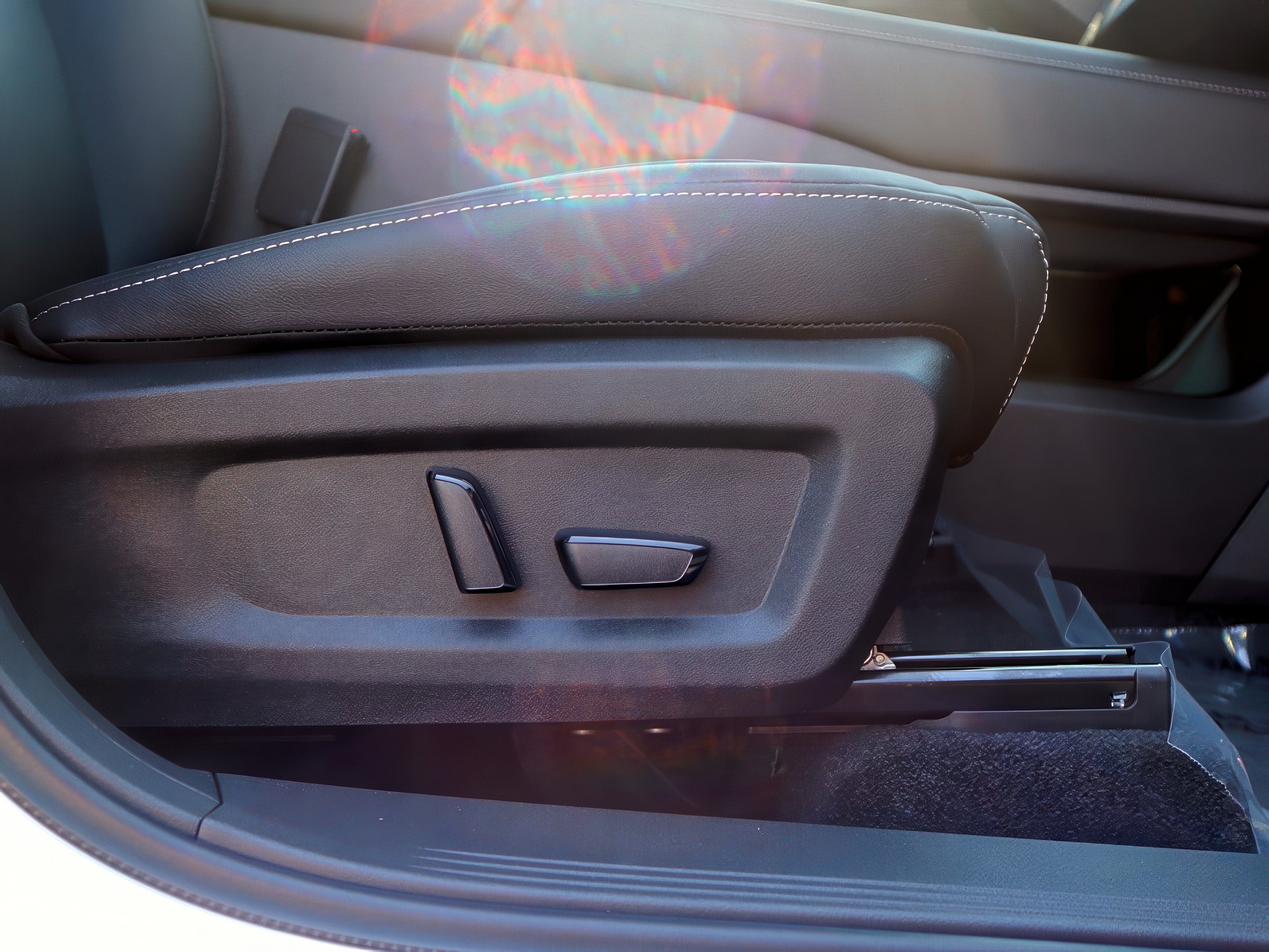 2025 Nissan Murano SV photo 23