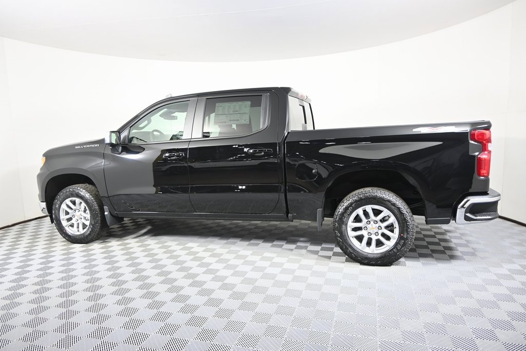 2026 Chevrolet Silverado 1500 LT photo 3