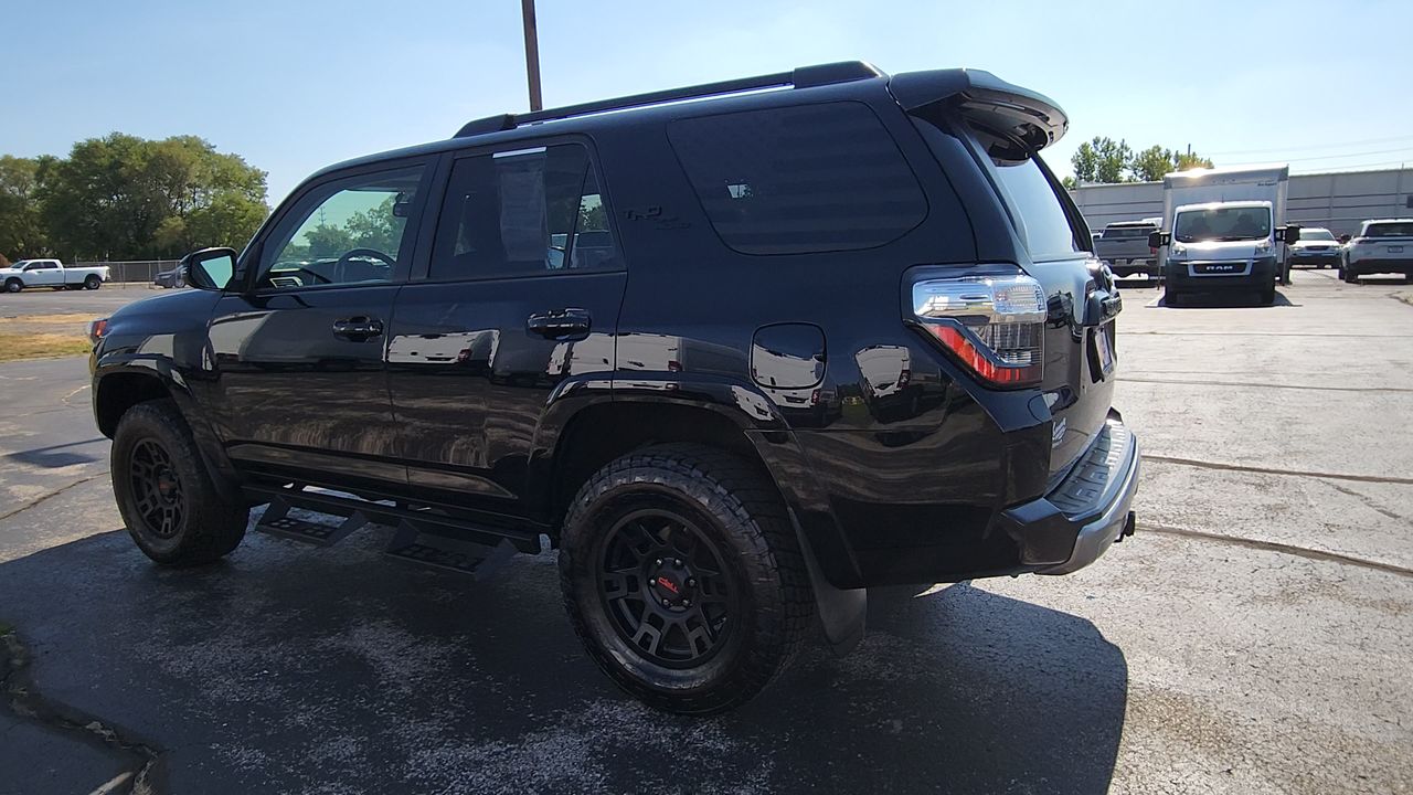 2020 Toyota 4Runner Sport photo 5