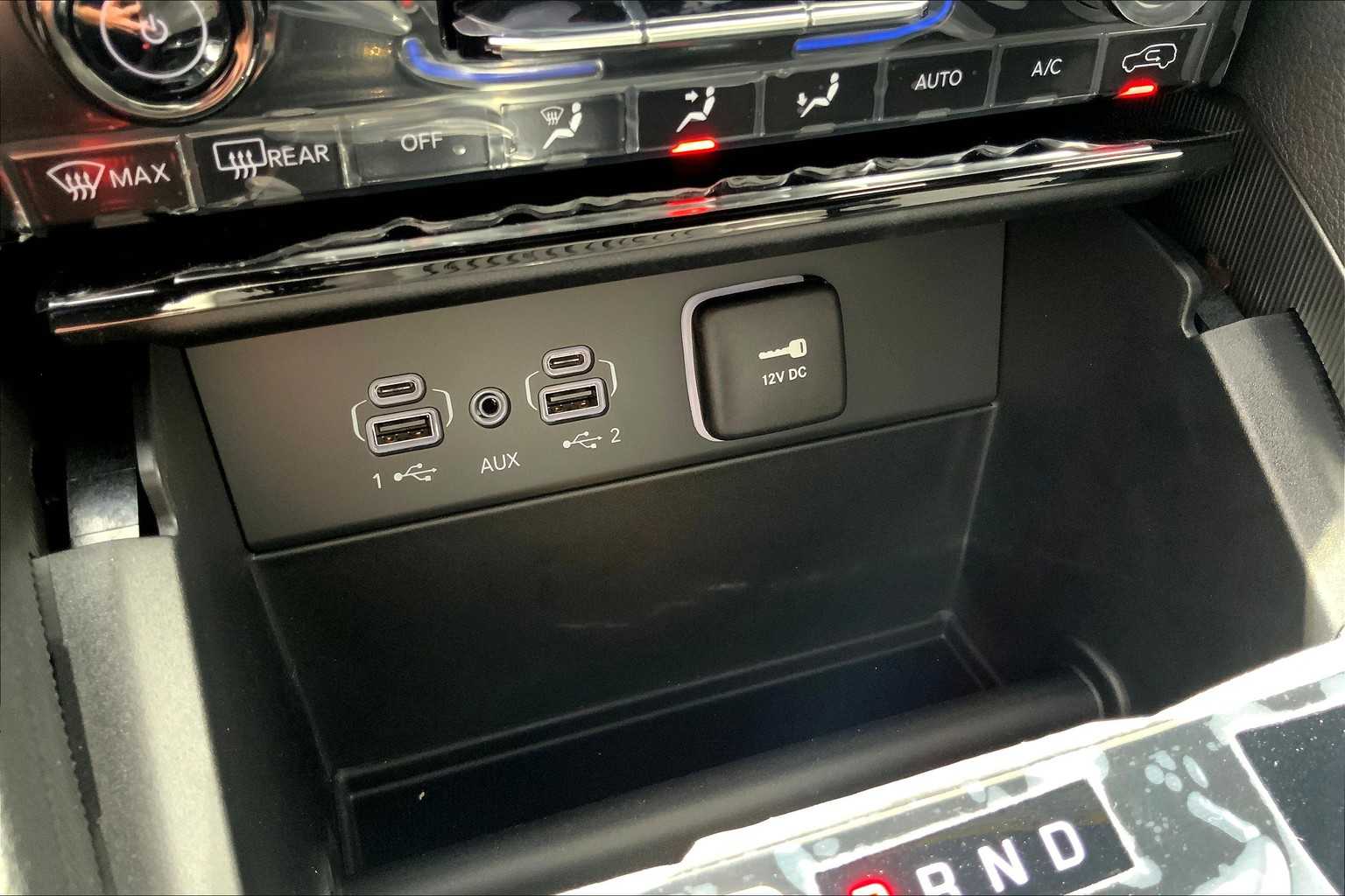 2025 Jeep Grand Cherokee Limited photo 17