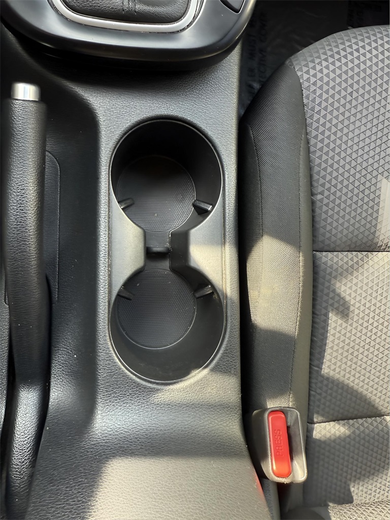2022 Kia Soul LX photo 31
