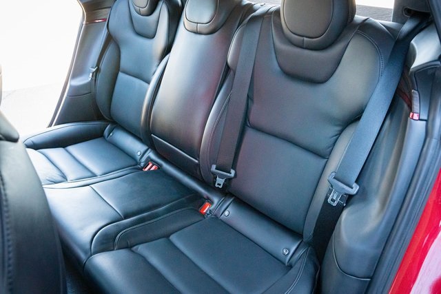 2021 Tesla Model S Plaid photo 22
